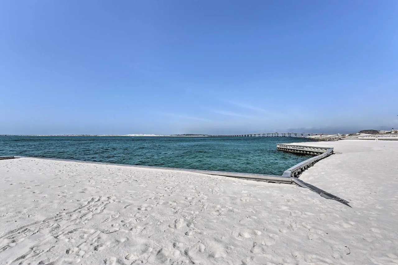 Gulf View Destin Condo With Resort Pool And Spa!