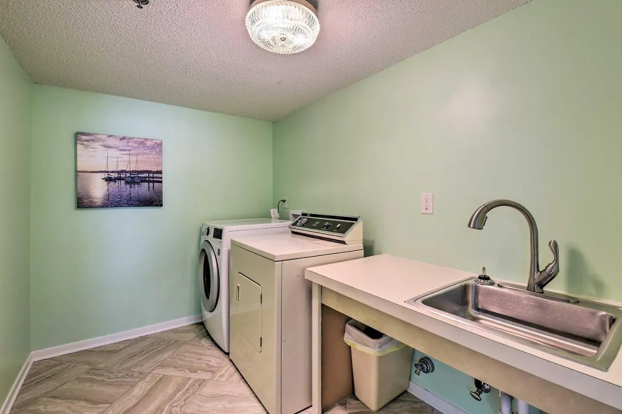 Gulf View Destin Condo With Resort Pool And Spa! Apartment